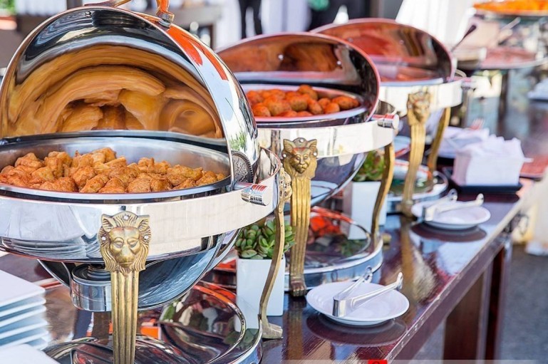 The February Feast: How to Plan a Wedding Menu That Outshines Winter Dinners
