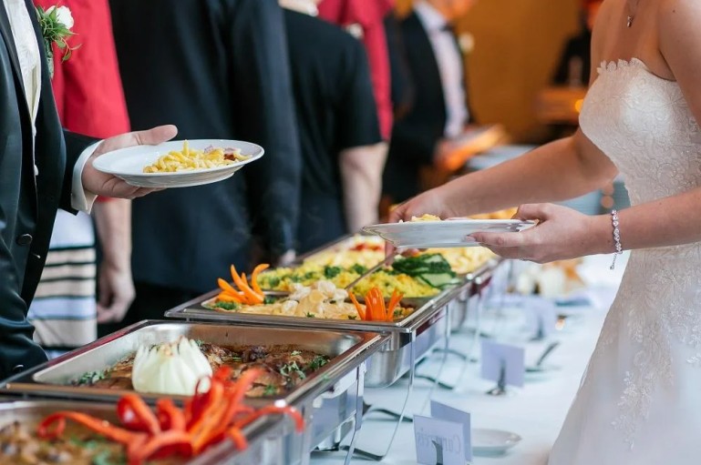 Healthy Can Be Delicious: Modern Wedding Menus Guests Truly Appreciate